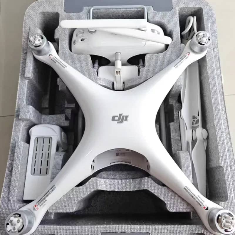 copter) DJI Phantom 4 Pro — профессиональный квадрокоптер с 1-дюймовой 20-мегапиксельной камерой, сп — Батуми — 1 500 ₾