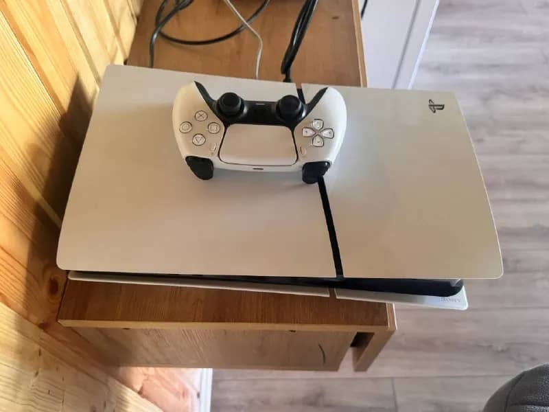PS5 Slim Digital Edition 1TB, белый — Батуми — 1 150 ₾