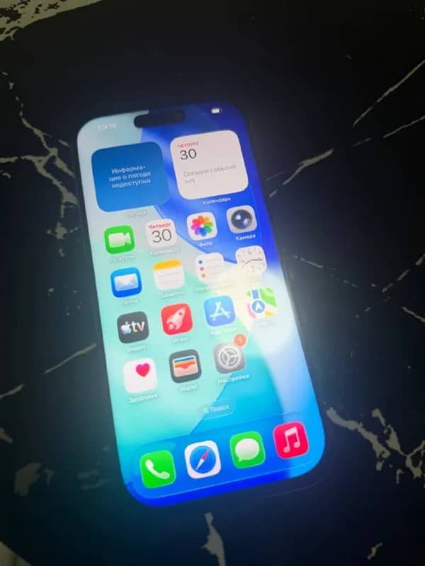 iPhone 16 Pro 128 GB (Gold) — Батуми — 1 400 ₾