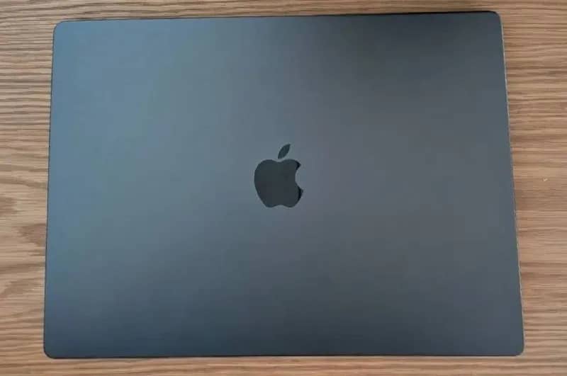 Apple MacBook Pro 14 дюймов (2023), чип M3 Pro, 18 ГБ ОЗУ, SSD 512 ГБ, 11-ядерный процессор, 14-ядер — Тбилиси — 3 500 ₾