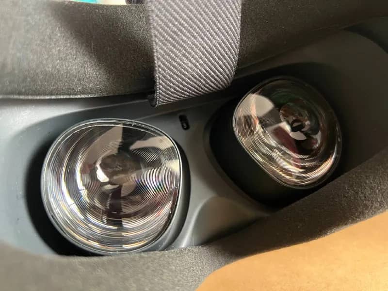 Oculus почти новый, состояние идеальное аксессуары в подарок. — Батуми — 750 ₾