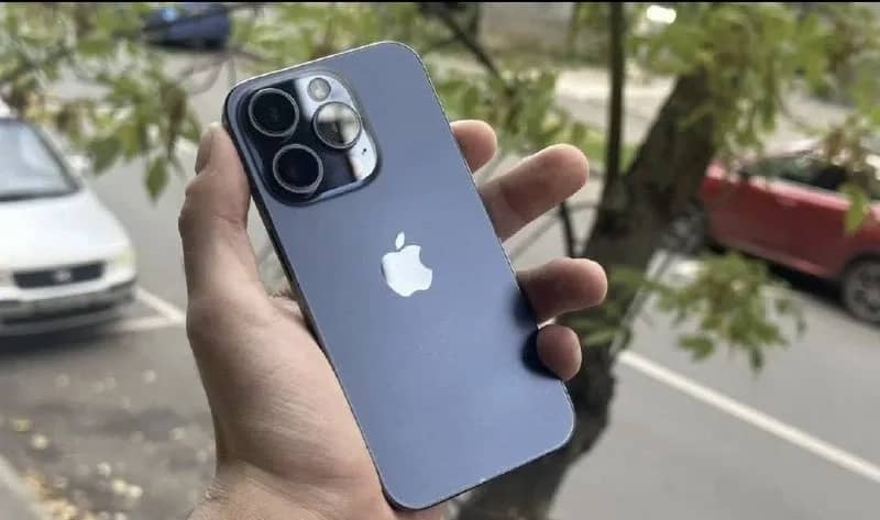 iphone 15 pro 512gb, акб 90%, 1400 лари без торга. Обмен не интересует — Тбилиси — 1 400 ₾