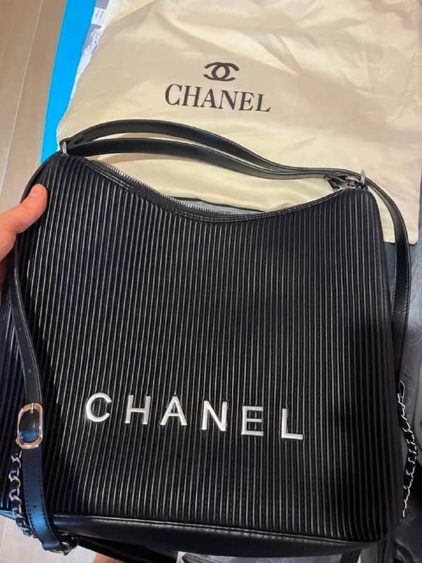 chanel большая. Идеальное состояние. 150 лари. — Тбилиси — 150 ₾