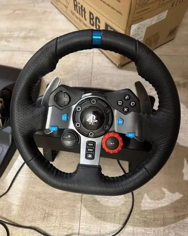 Logitech G29 с педалями и блоком питания. Покупали сыну, но он уже наигрался и девайс просто стоит б — Тбилиси — 500 ₾