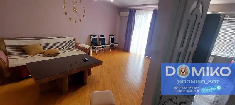 1+1, 65 кв/м — Батуми — 800 $