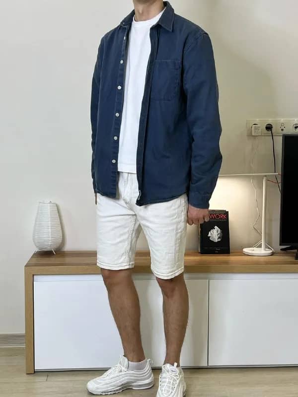 1. рубашка Zara. Размер M. 30 Лар — Батуми