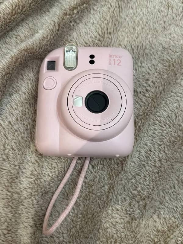 Fujifilm Instax Mini 12 pink — Тбилиси — 270 ₾
