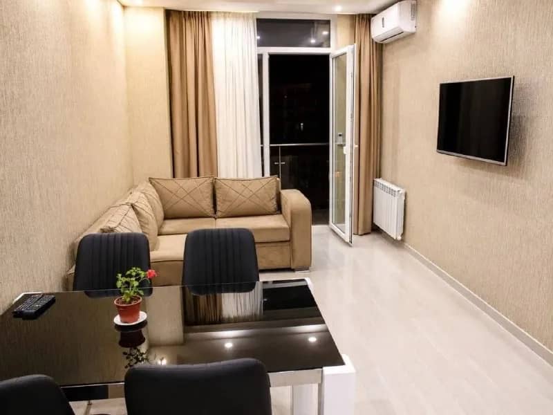 1+1 по улице Горгиладзе, 88 — Батуми — 750 $