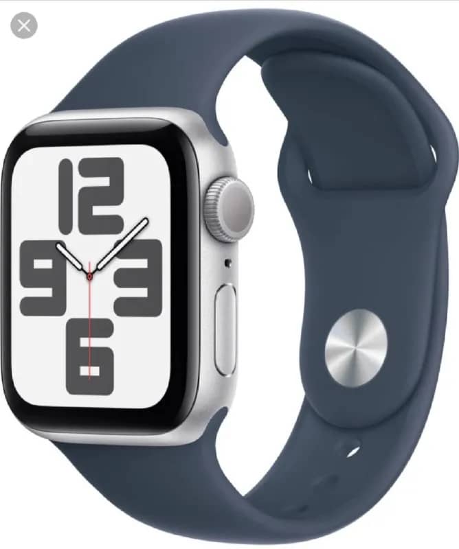Apple Watch SE 1 поколение 2024 года 40 ММ silver aluminum в хорошим состоянии полностью рабочий — Батуми — 200 ₾