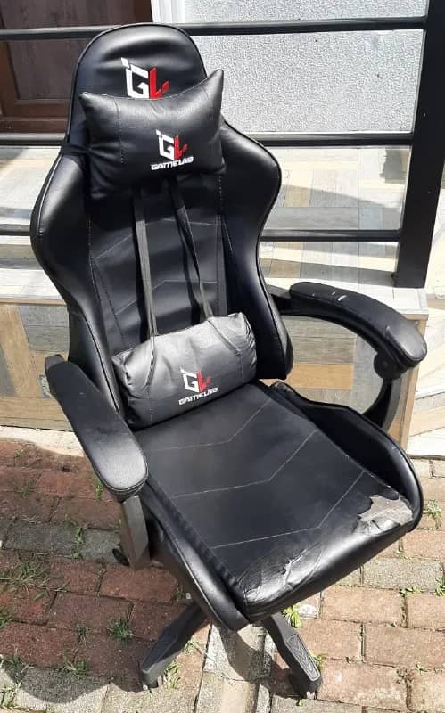 GameLab в хорошем состоянии. Есть косметические дефекты, видны на фото. Технически ок — газлифт подн — Батуми — 200 ₾