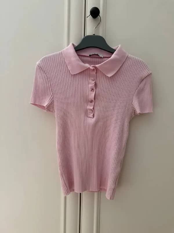 1. Футболка Zara размер S-M — 15 лари — Батуми — 15 ₾