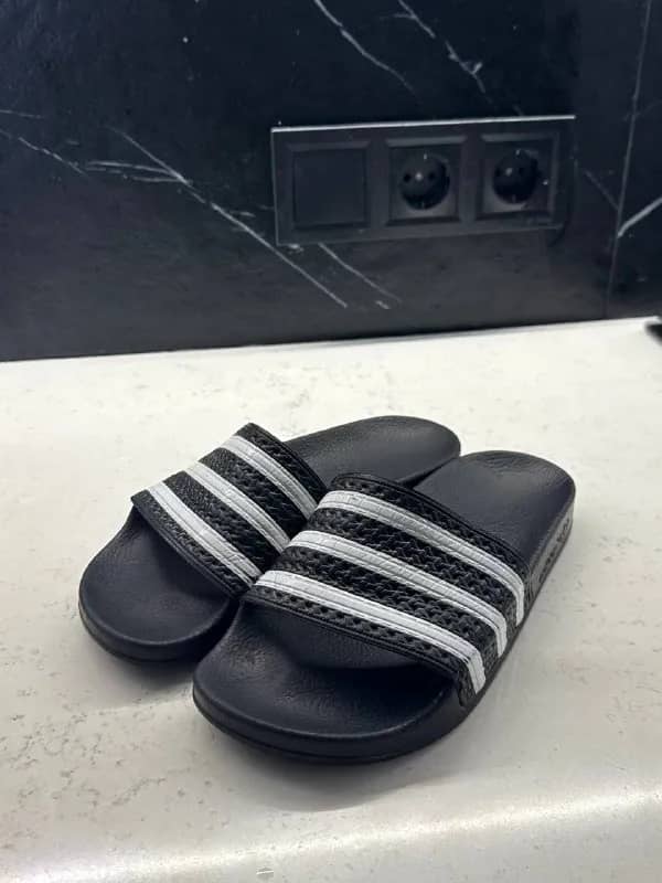 adidas — Тбилиси — 15 ₾