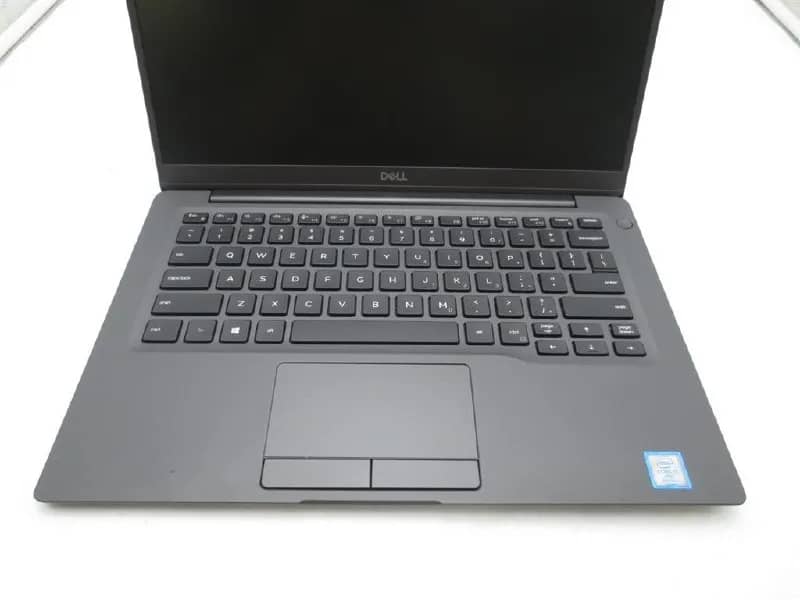 Laptop, notebook. — Батуми — 700 ₾