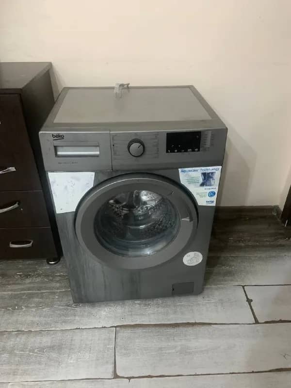 Beko 8 kg, не включается, отдам за 50 лари — Батуми — 50 ₾