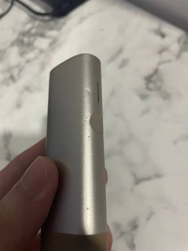 IQOS ILUMA ONE, бежевый — 50 ₾ — Батуми — 50 ₾