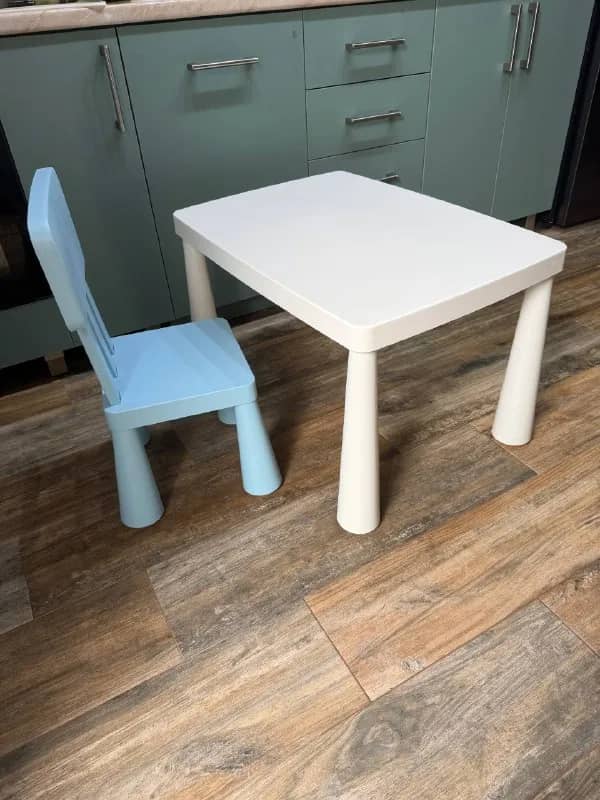 ikea mammut в идеальном состоянии — Батуми — 100 ₾