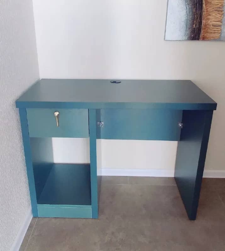 Стол 100×45 см новый — Батуми — 350 ₾