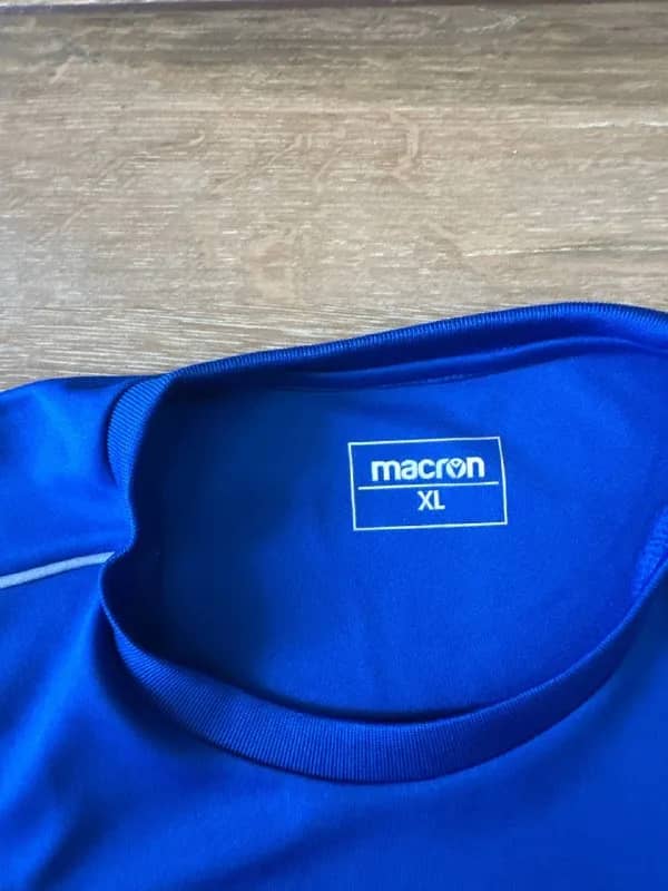 Macron — Батуми — 20 ₾