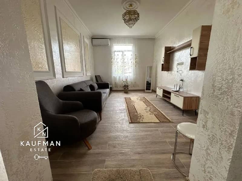1+1 (этаж) — Батуми — 450 $