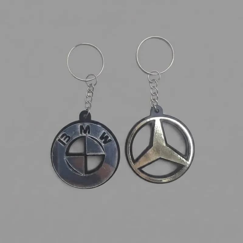 Car keychain, acrylic. — Батуми — 10 ₾