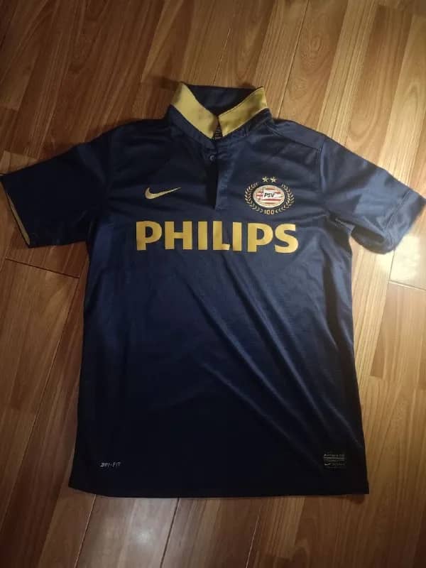 Nike (100 Years Centenary, Оригинал) | Размер: M | 8.5/10 — 55 Лари — Тбилиси — 55 ₾