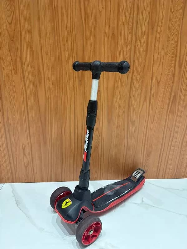 Ferrari! Колеса светятся! — Батуми — 100 ₾