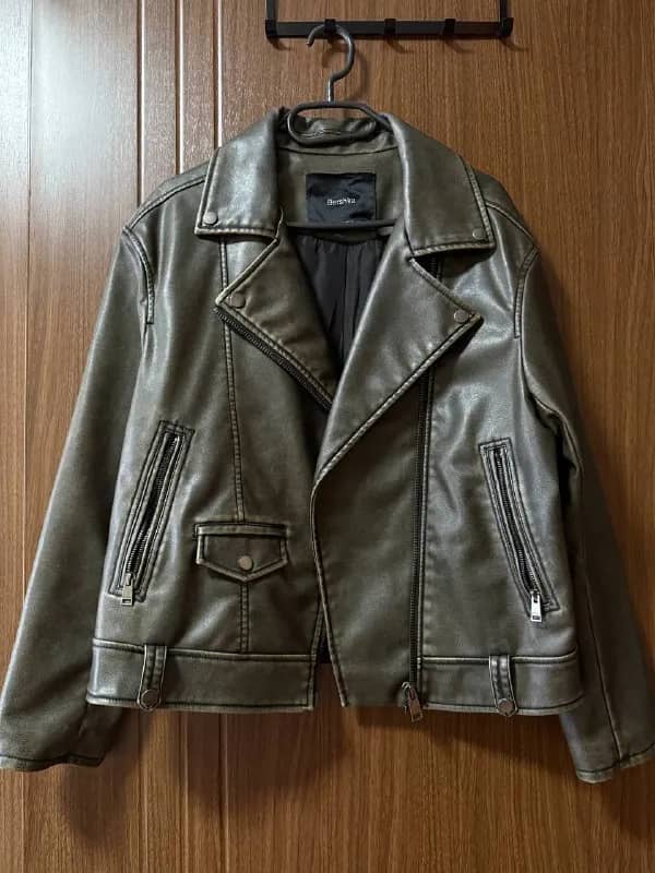 Bershka — Тбилиси — 60 ₾