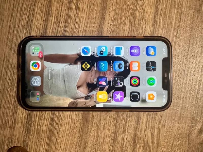 iPhone 12 Pro Max 128 ГБ. Батарея в идеальном состоянии. Экран заменен на оригинальный. Все работает — Батуми — 900 ₾