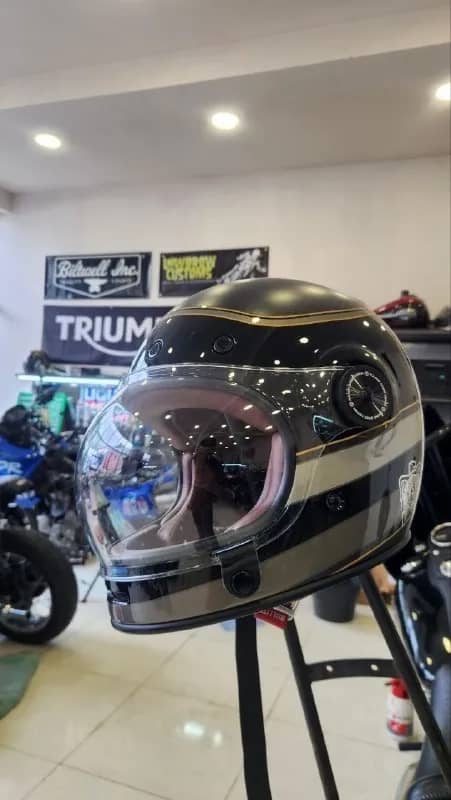 Bell Bullitt RSD Carbon (S) — Тбилиси — 450 ₾