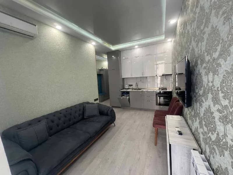 2+1 по улице Такаишвили, 36/38 — Батуми — 800 $