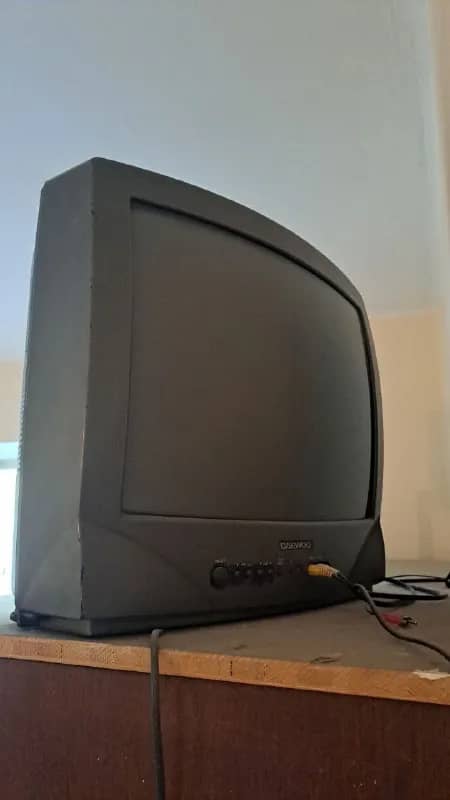 Телевизор Daewoo б/у — Тбилиси