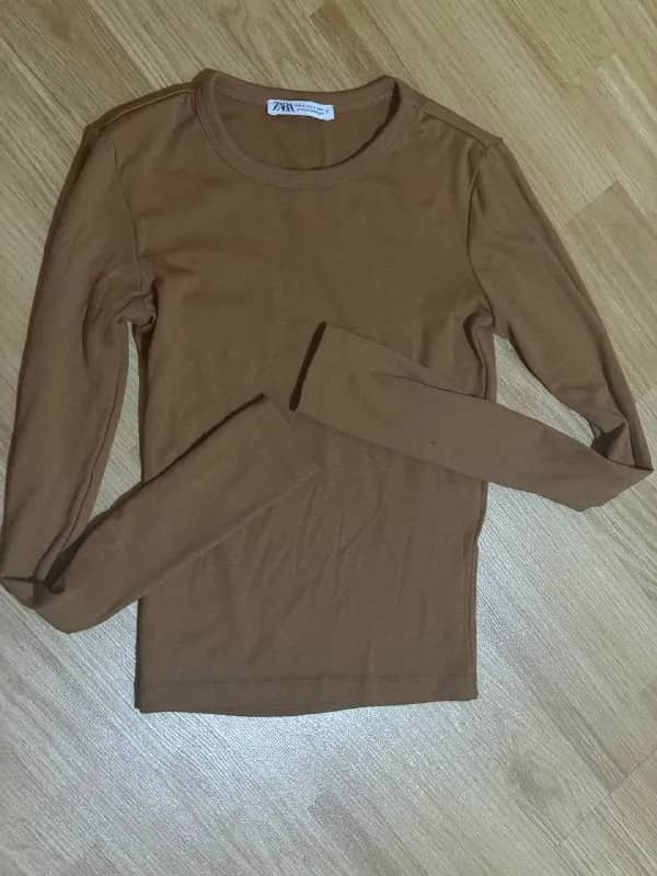 Zara размер s цена 10 лари состояние новой — Тбилиси — 10 ₾