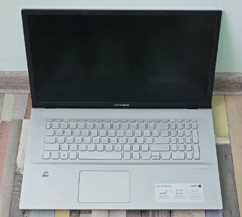 Asus Vivobook X712JA 17.3» FHD Premium Laptop PC, Intel Quad-Core i5-1035G1, Intel UHD Graphics, 8GB — Тбилиси — 850 ₾