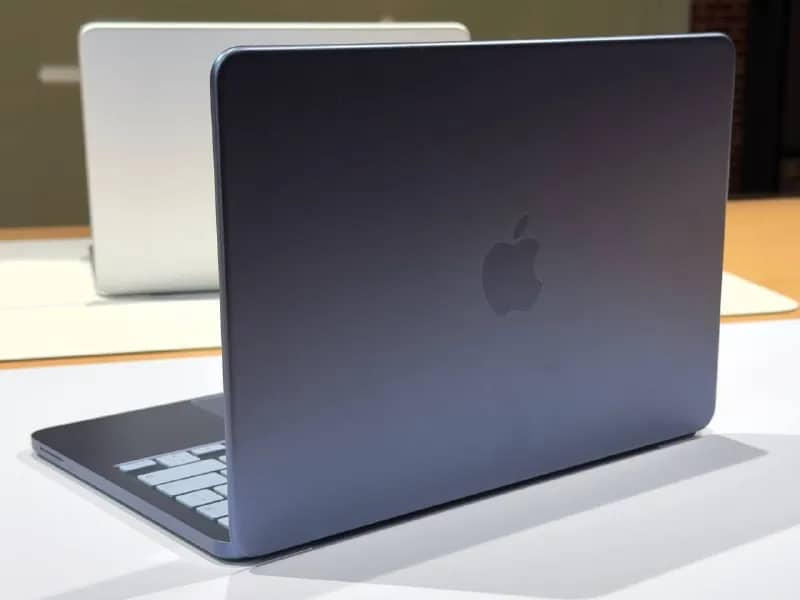 MacBook Neo синий, 256 ГБ — Батуми — 1 500 ₾
