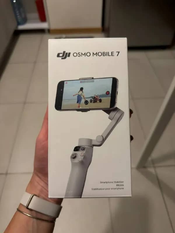 DJI Osmo Mobile 7 состояние нового (в использовании 1 раз) + гарантия покупала 4 мес назад — Тбилиси — 200 ₾