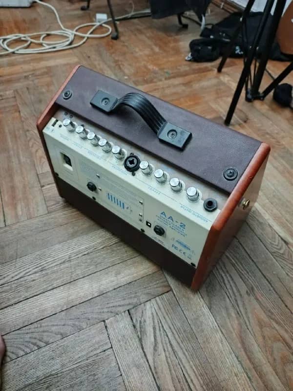 Комбик для гитары и микрофона — Тбилиси — 250 ₾