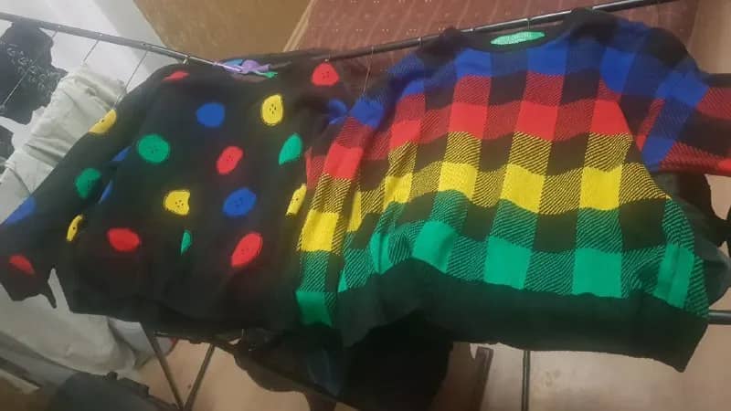 Benetton, размер M, почти не ношены (дней по 7 максимум), но есть немного котовой шерсти. — Тбилиси