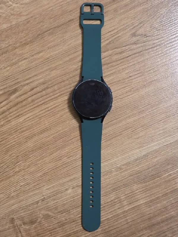 Samsung Galaxy Watch4, 44 мм — 90 ₾ — Тбилиси — 90 ₾