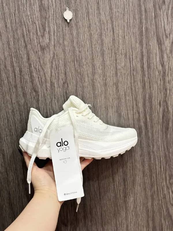 Alo Yoga — Тбилиси — 370 ₾