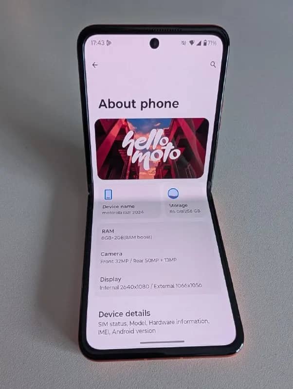 Motorola RAZR (2024) — 8/256 — Тбилиси — 300 ₾