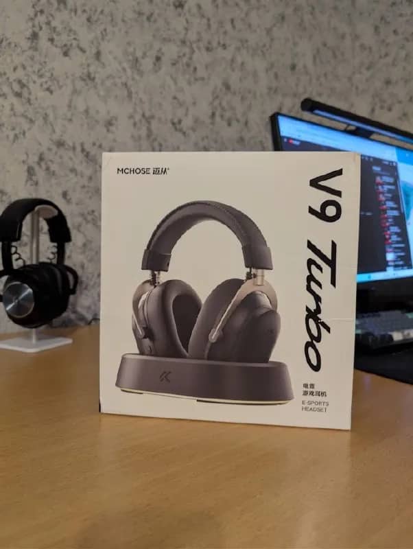 MCHOSE V9 Turbo+ Wireless Gaming Headset with Magnetic Charging Dock — Тбилиси — 270 ₾