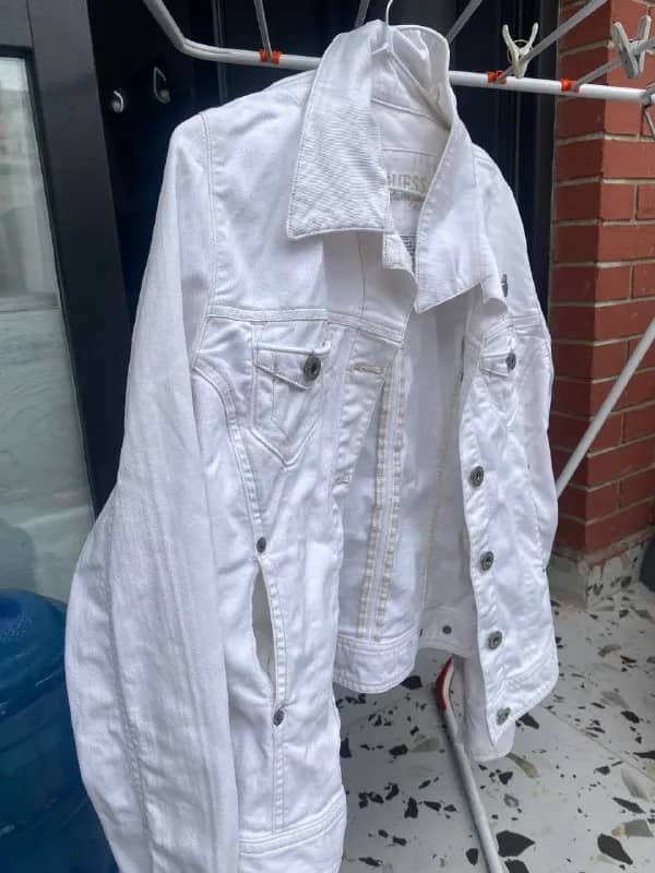 Белая джинсовка GUESS original USA — Тбилиси — 20 ₾