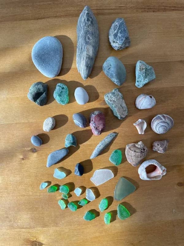 Камни, ракушки и морские стекла — Тбилиси — 2 ₾
