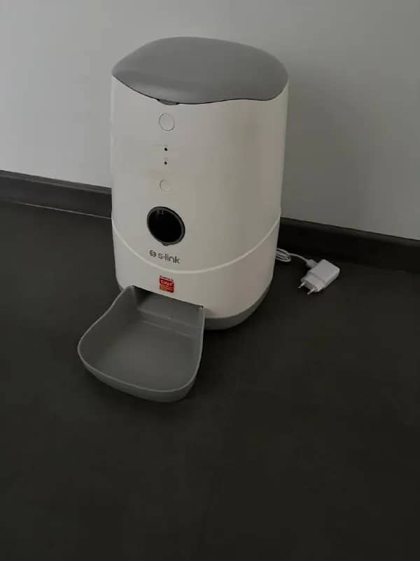 S-Link SL-20 Smart Feeder — умная автокормушка для кошек и собак — Тбилиси — 200 ₾