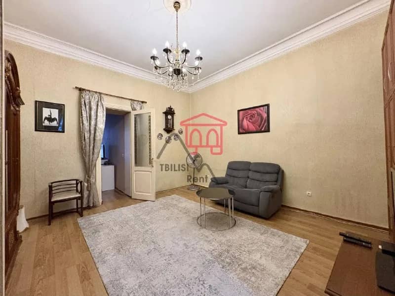 25 октября, смотреть можно после 1 октября — Тбилиси — 530 $