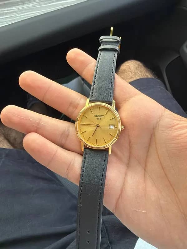 Tissot с позолоченным корпусом, в идеальном состоянии. Аналогичные часы в б/у состоянии на зарубежны — Ереван — 300 $