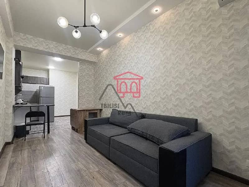 ID: 19014 (EM0006) — Тбилиси — 900 $