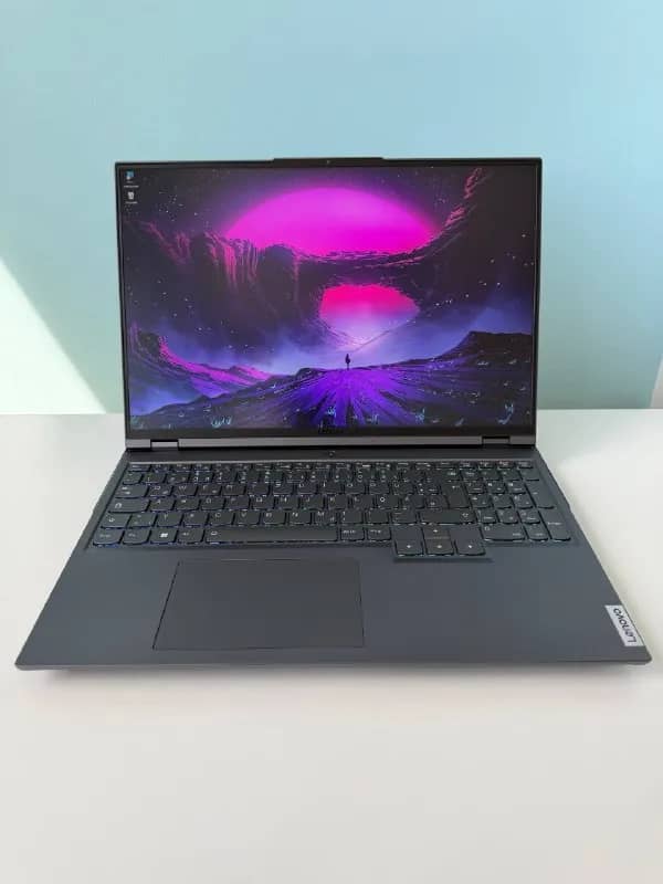 Lenovo Legion 5 Pro 16IAH7H — Белград — 1 149 €