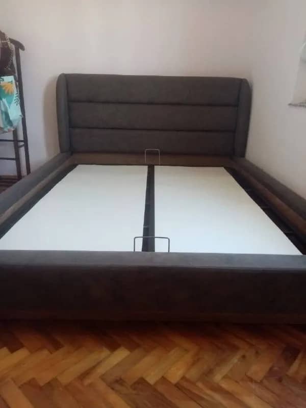 База с матрасом 180 на 200 — Анталия — 10 000 ₺