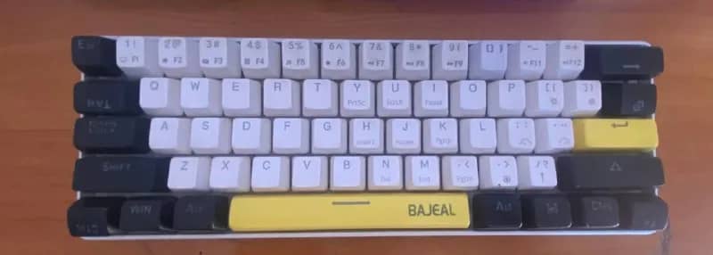 Кастомная клавиатура 60% — Тбилиси — 90 ₾